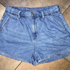American Eagle pleated high rise MOM jean shorts